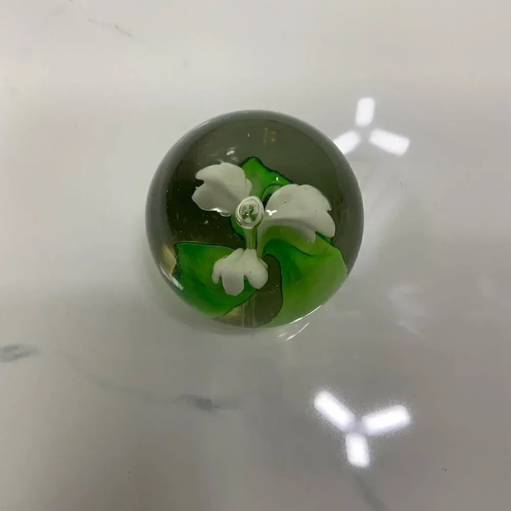 VINTAGE Hand Blown Glass Globe Paperweight with flower inside